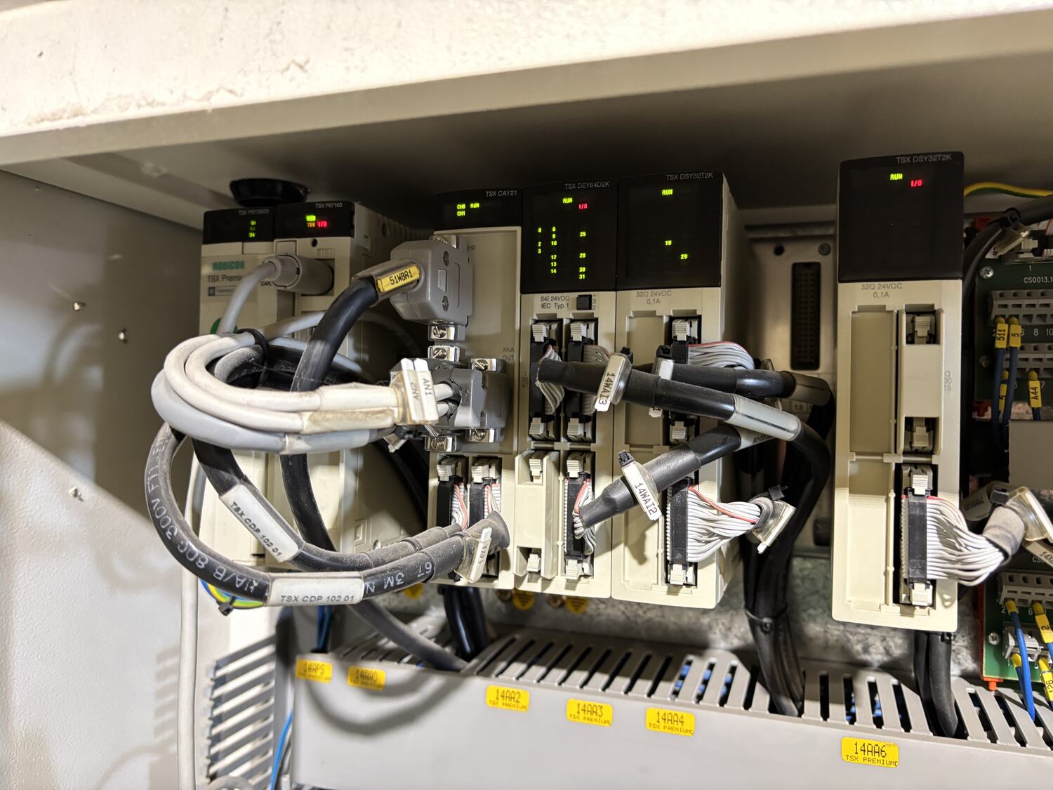 naprawa sterownikow plc schneider tsx premium