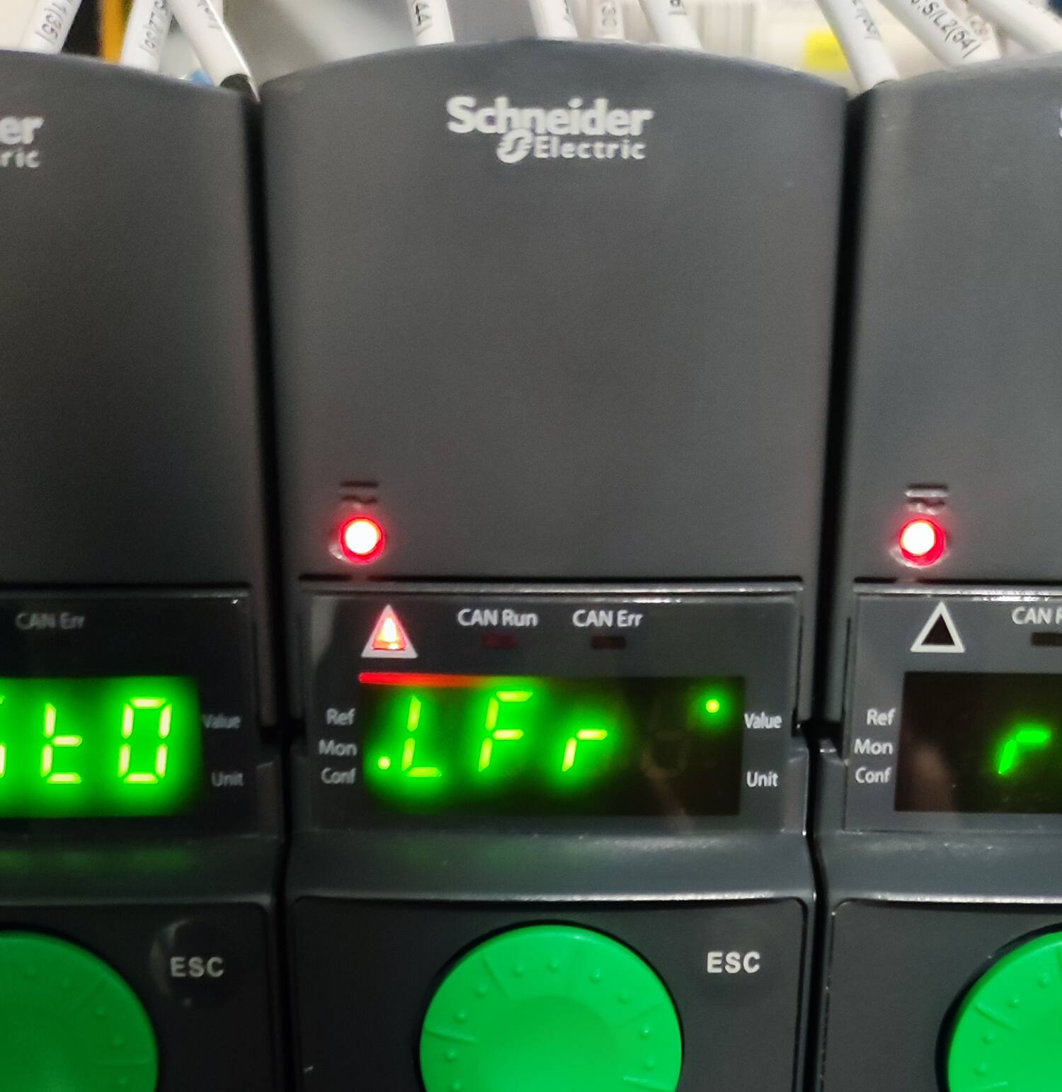 kod lfr falownik schneider altivar awaria