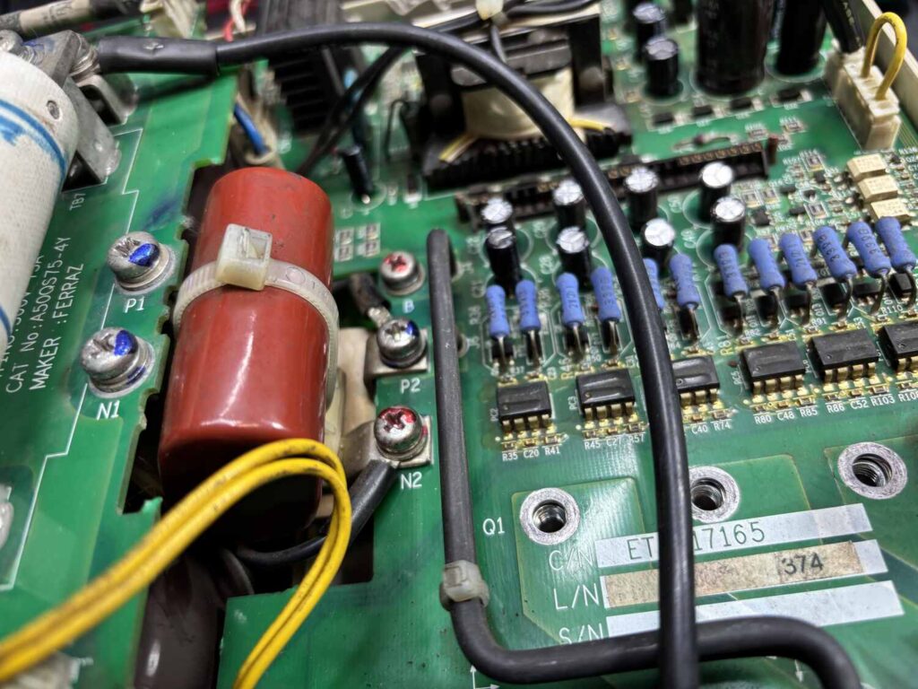 naprawa falownikow bydgoszcz serwis falownika siemens schneider yaskawa abb danfoss wymiana igbt regeneracja falownikow