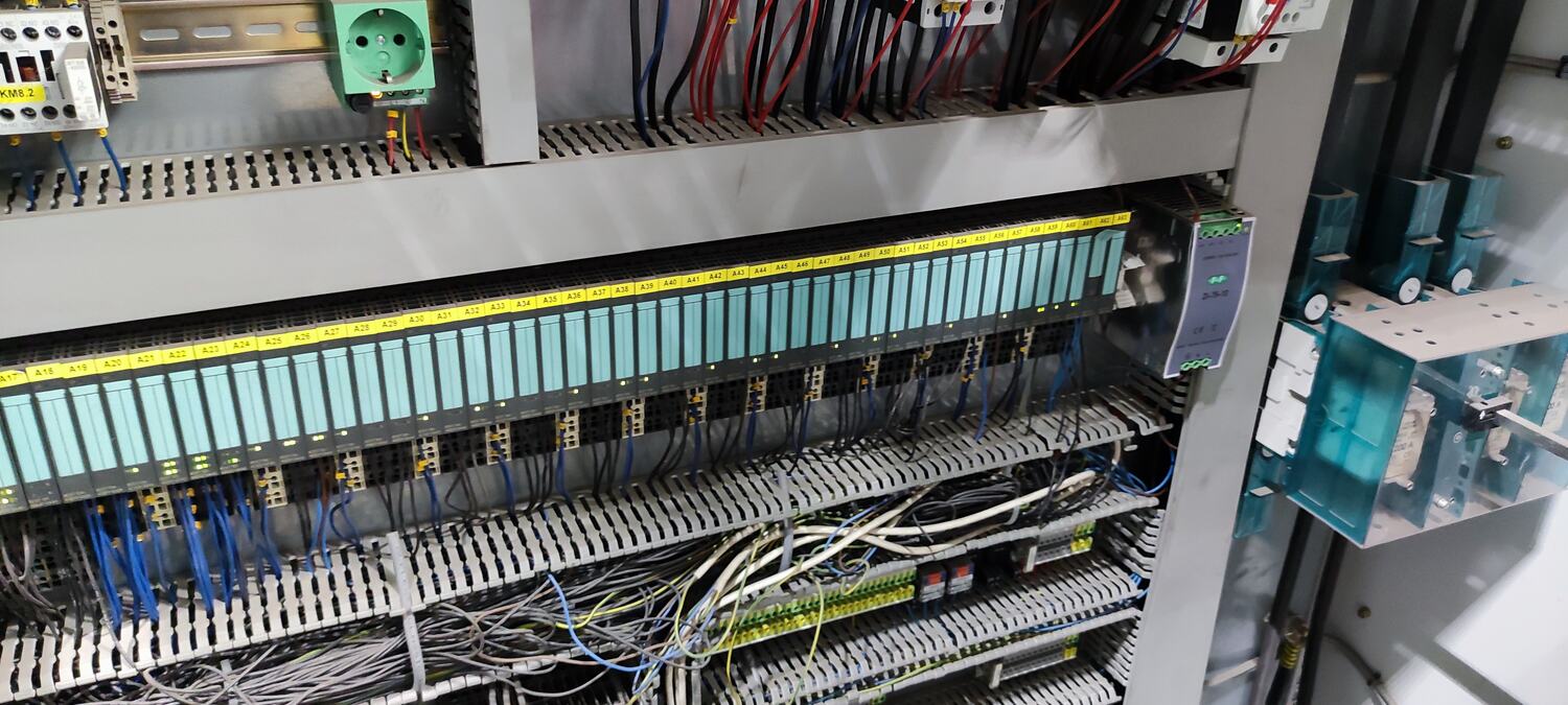 serwis automatyki przemysłowej - sterownik Siemens ET200