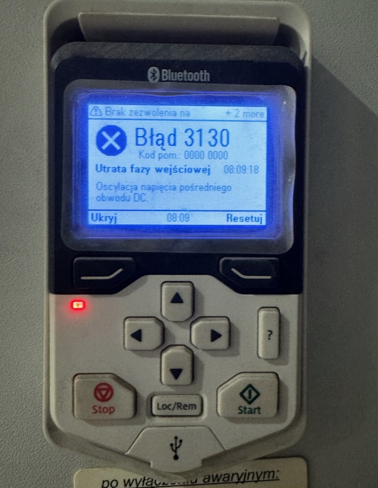 blad 3130 utrata fazy ABB ACS880 oscylacja napiecia DC link
